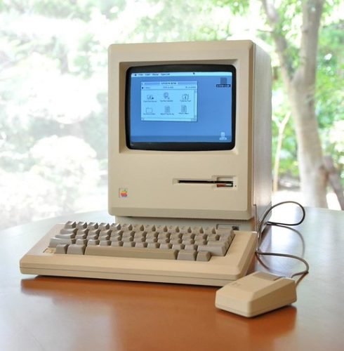 A mac desktop computer from 1986